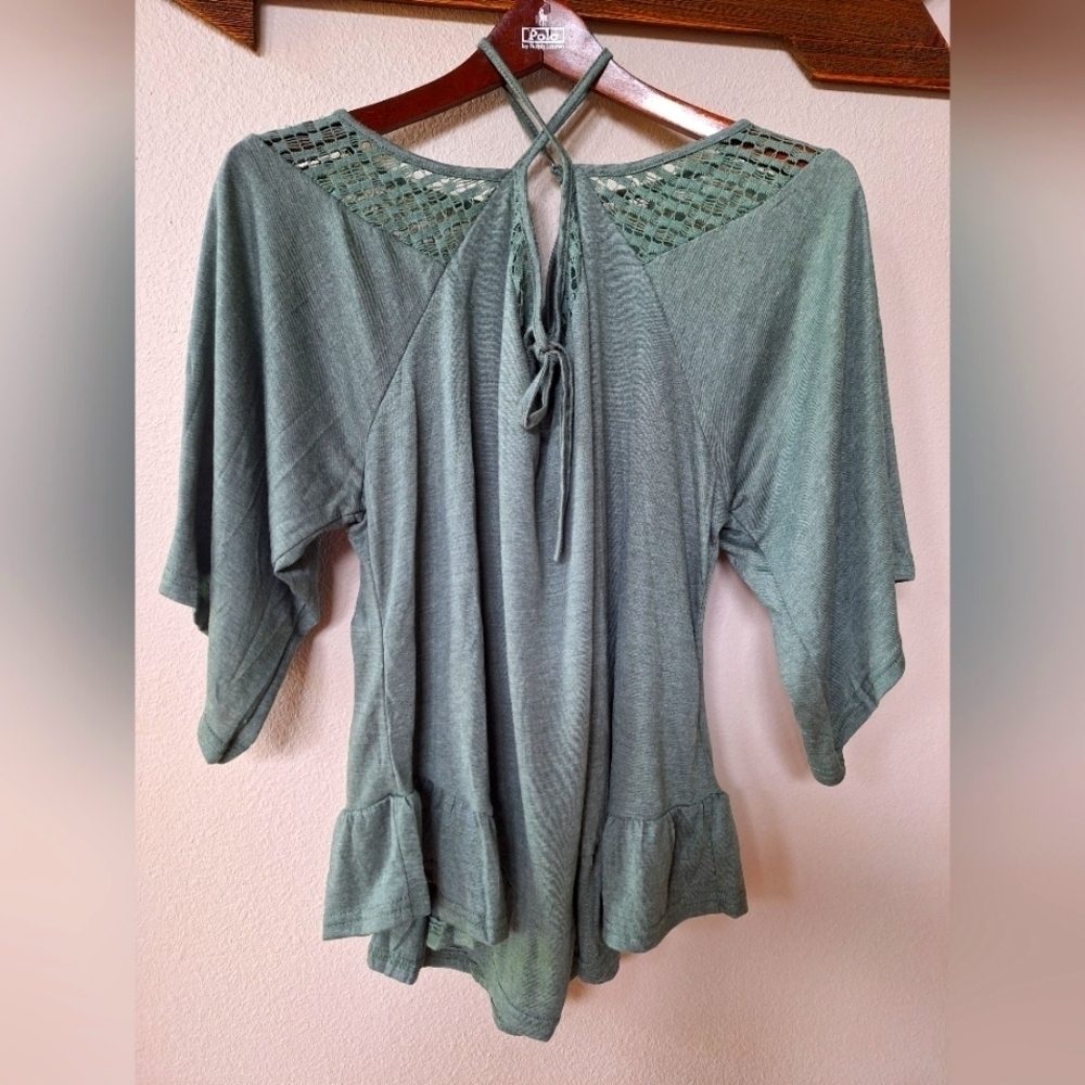 NWT Suzanne Betro Womens Green Lightweight Top. Size 3X